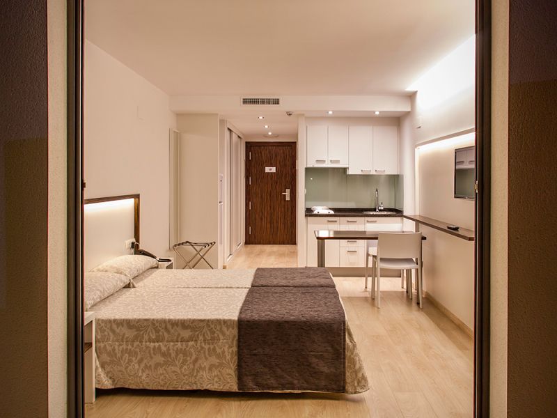 Habitación: Estudio 2
